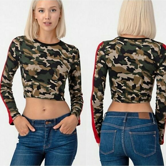 CREW NECK CROP CAMO TOP - Picture 1 of 9